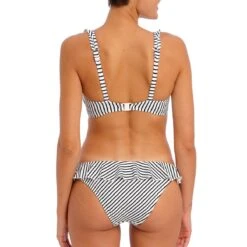 Bas De Bikini Rayé à Volants Jewel Cove Stripe Black -Luxe Sable Boutique bas de bikini raye a volants jewel cove stripe black 3