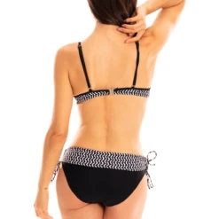 Bas De Maillot De Bain Ajustable Imprimé Monochrome Serena -Luxe Sable Boutique bas de maillot de bain ceinture ajustable imprime monochrome serena 3