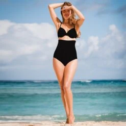 Bas De Maillot Gainant Taille Haute Jil Island Hopping Noir -Luxe Sable Boutique bas de maillot gainant taille haute island hopping noir 2