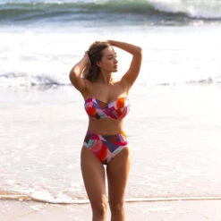 Culotte De Bain Drapée Taille Haute Aguada Beach Sunrise -Luxe Sable Boutique culotte de bain drapee taille haute aguada beach sunrise 5