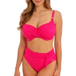 Culotte De Bain Taille Haute Avec Ceinture Ajustable Ottawa Freesia 11 Culotte De Bain Taille Haute Avec Ceinture Ajustable Ottawa Freesia -Luxe Sable Boutique culotte de bain taille haute avec ceinture ajustable ottawa freesia 3