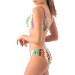 Haut De Maillot De Bain Triangle Coqué Multicolore Camila 9 Haut De Maillot De Bain Triangle Coqué Multicolore Camila -Luxe Sable Boutique haut de maillot de bain triangle coque multicolore camila 2