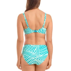 Haut De Maillot De Bain Twisté La Chiva Aquamarine -Luxe Sable Boutique haut de maillot de bain twiste la chiva aquamarine 2