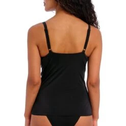 Haut De Maillot Tankini Décolleté Plongeant Jewel Cove Plain Black -Luxe Sable Boutique haut de maillot tankini decollete plongeant jewel cove plain black 3