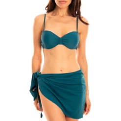 Paréo De Plage Court Vert Uni Chiara -Luxe Sable Boutique pareo de plage court vert uni chiara 2